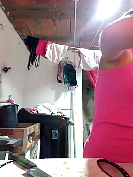 annie-19 online show from December 2024 06:34:02 PM