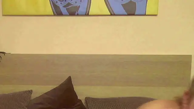 Snapshot of Fuck_Dolls chatting on October 2025 07:23:02 PM Fuck Dolls online show from October 2025 07:23:02 PM