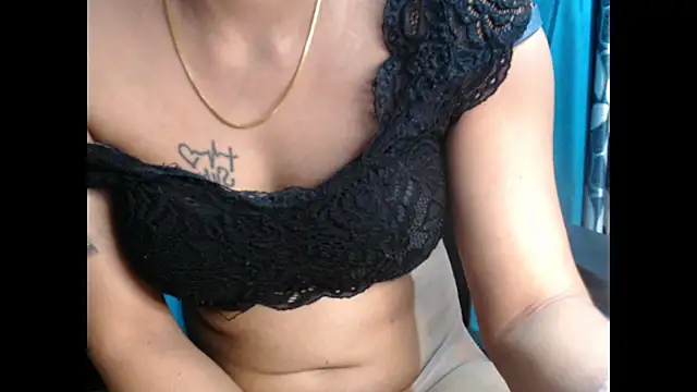 Snapshot of CuteRhea69 chatting on February 2025 03:27:02 PM CuteRhea69 online show from February 2025 03:27:02 PM