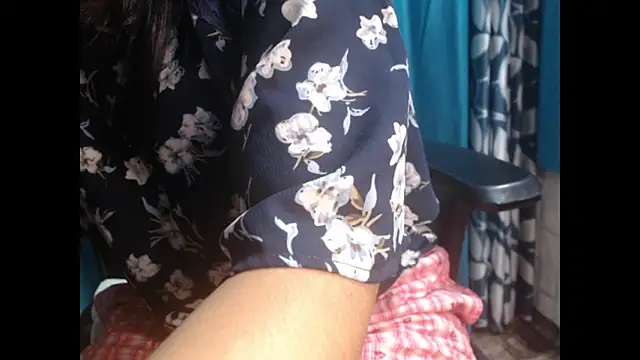 Snapshot of CuteRhea69 chatting on February 2025 10:20:02 AM CuteRhea69 online show from February 2025 10:20:02 AM