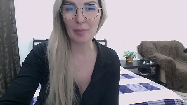 sensualEmilia online show from March 2025 07:31:02 PM