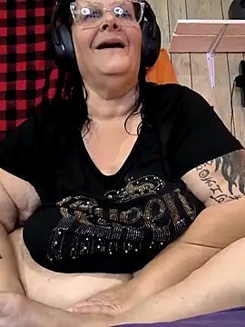 davisdesiresxh online show from October 2025 02:14:01 PM