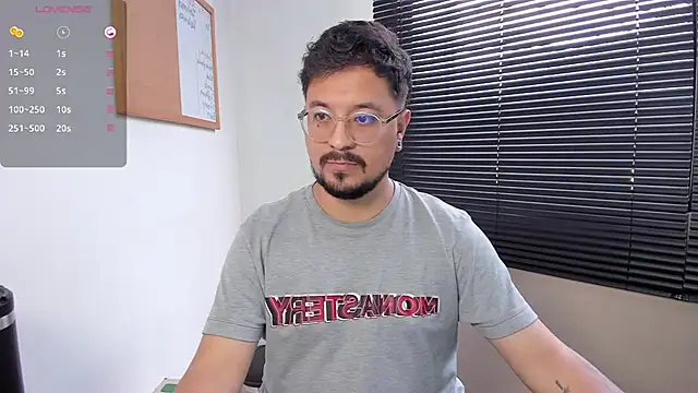 DaviidEvans  online show from December 2024 02:16:02 PM