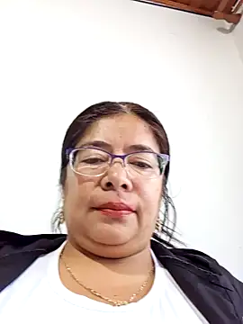   valentina18 online show from December 2024 01:05:02 PM