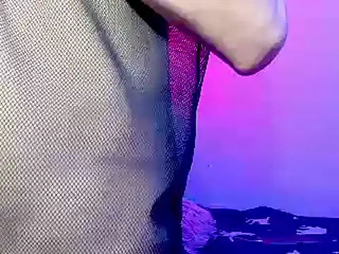 Snapshot of LAICK_01 chatting on December 2024 09:42:02 PM LAICK 01 online show from December 2024 09:42:02 PM