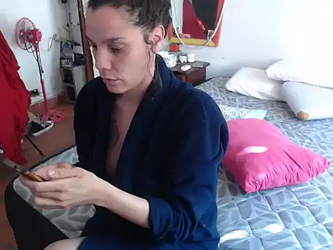 Snapshot of deftoolceles chatting on October 2025 12:47:01 PM deftoolceles online show from October 2025 12:47:01 PM