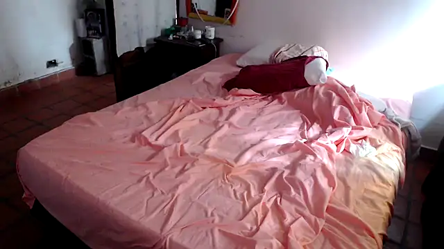 Snapshot of deftoolceles chatting on October 2025 10:59:01 AM deftoolceles online show from October 2025 10:59:01 AM