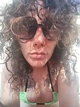 Snapshot of deftoolceles chatting on November 2025 09:03:02 PM deftoolceles online show from November 2025 09:03:02 PM