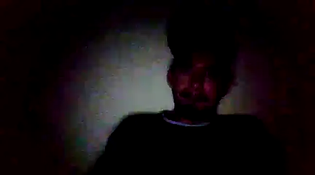 Snapshot of Tomthelong chatting on February 2025 12:02:02 PM Tomthelong online show from February 2025 12:02:02 PM