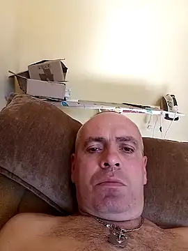 Snapshot of Robertvirt chatting on September 2025 08:27:02 AM Robertvirt online show from September 2025 08:27:02 AM