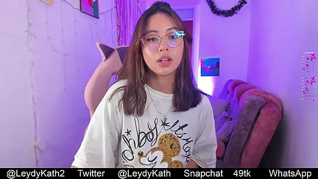 Snapshot of Nasha_abby chatting on December 2024 06:28:01 PM Nasha abby online show from December 2024 06:28:01 PM