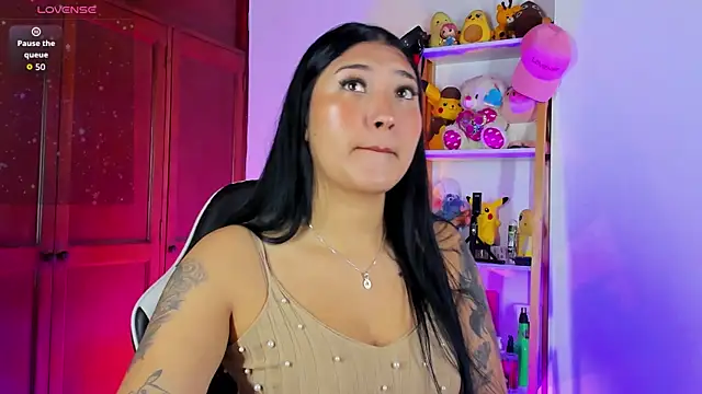 eymy-hadid online show from September 2025 04:12:01 PM