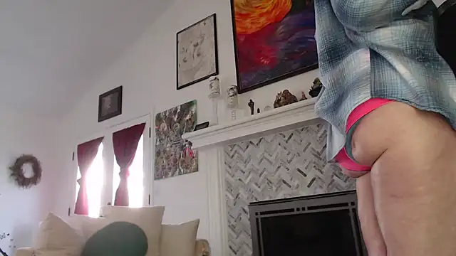 AuroraWillows online show from February 2025 06:41:01 PM