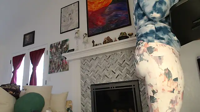 AuroraWillows online show from February 2025 11:15:01 PM