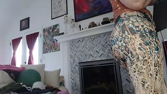 AuroraWillows online show from March 2025 08:48:02 PM