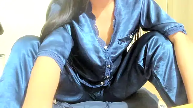 Beauty Asian Tina online show from January 2025 04:05:01 PM