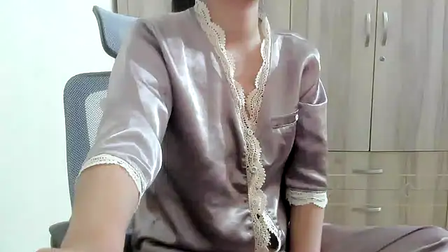 Beauty Asian Tina online show from February 2025 02:54:02 PM
