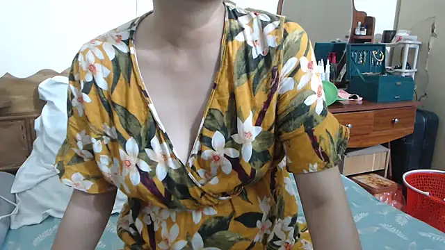 Snapshot of Beauty_Asian_Tina chatting on October 2025 03:05:02 AM Beauty Asian Tina online show from October 2025 03:05:02 AM