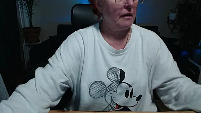 JoannaAndNeighbour online show from October 2025 10:16:02 AM