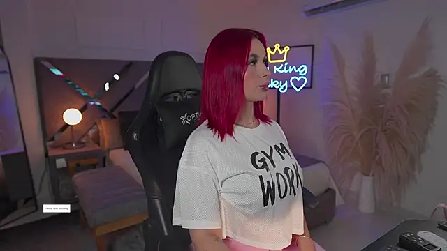 Snapshot of KateOwens chatting on November 2025 11:54:01 AM KateOwens online show from November 2025 11:54:01 AM