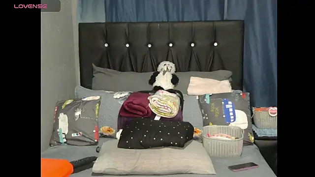 Snapshot of caramelbooty69 chatting on October 2025 05:47:03 PM caramelbooty69 online show from October 2025 05:47:03 PM