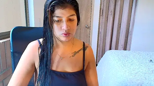 Snapshot of sara2520 chatting on October 2025 07:36:02 PM sara2520 online show from October 2025 07:36:02 PM