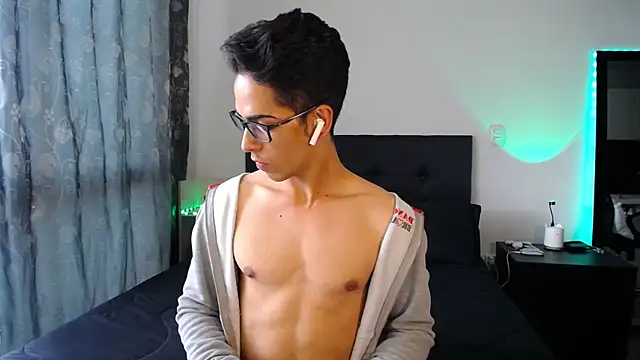 aodaboyyy online show from December 2024 09:31:02 PM