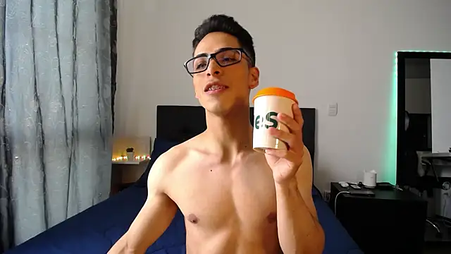 aodaboyyy online show from December 2024 02:00:01 PM