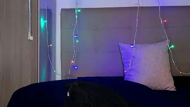 Snapshot of AnnJey chatting on December 2024 08:36:02 PM AnnJey online show from December 2024 08:36:02 PM