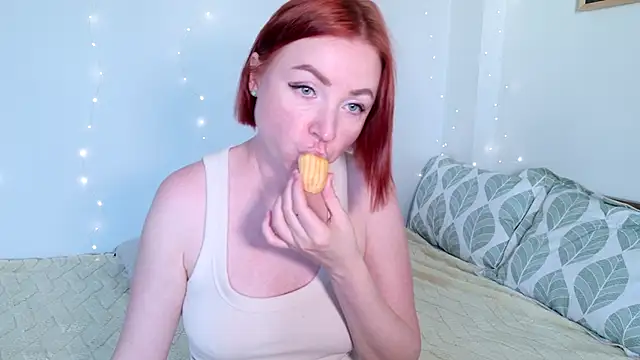 Snapshot of AnnJey chatting on September 2025 09:56:01 AM AnnJey online show from September 2025 09:56:01 AM