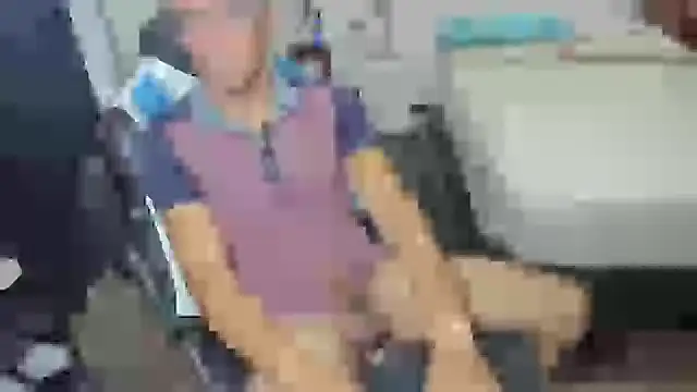 Snapshot of guachin_hunk chatting on March 2025 03:18:02 PM guachin hunk online show from March 2025 03:18:02 PM