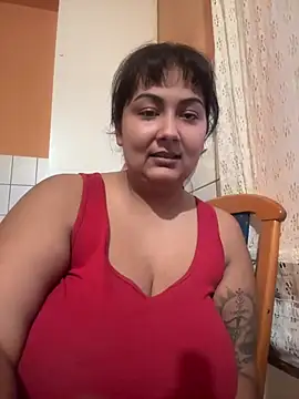 Snapshot of Madsion23 chatting on December 2024 03:37:01 PM Madsion23 online show from December 2024 03:37:01 PM