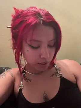 Snapshot of dinamita_Blair chatting on November 2025 06:07:02 AM dinamita Blair online show from November 2025 06:07:02 AM