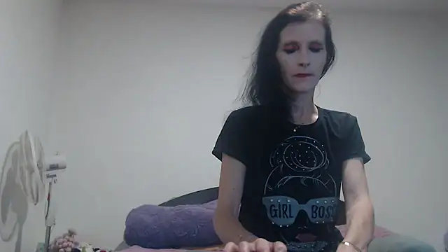 Snapshot of Bonny_Ella chatting on December 2024 06:07:02 AM Bonny Ella online show from December 2024 06:07:02 AM