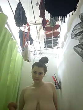 Snowbunnycake 131 online show from October 2025 08:04:02 AM