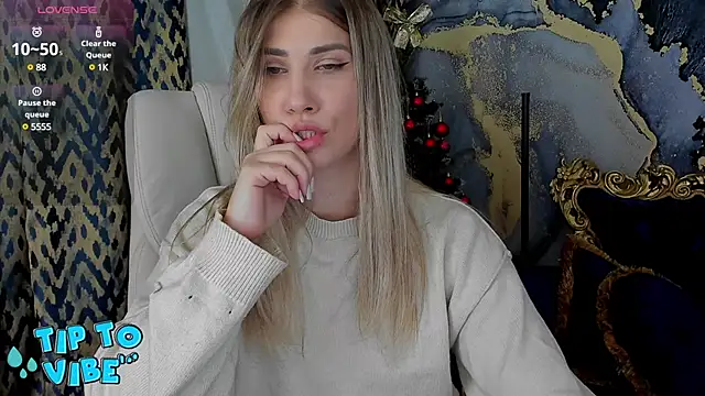 CassandraGood online show from January 2025 08:44:01 PM