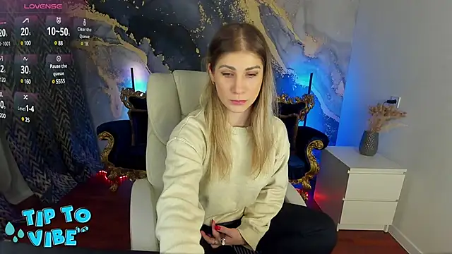 CassandraGood online show from March 2025 08:27:01 PM