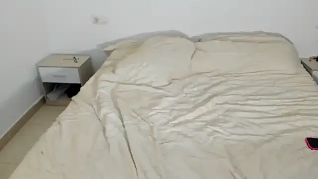 Snapshot of MariaMeir chatting on October 2025 09:04:01 PM MariaMeir online show from October 2025 09:04:01 PM