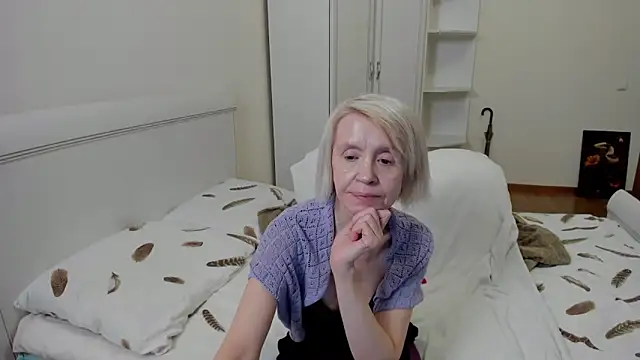 aminalive online show from November 2025 08:41:02 PM