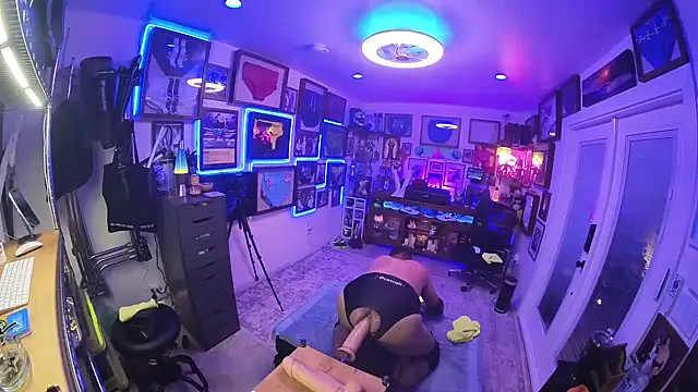 Briefs bud online show from February 2025 03:11:02 AM