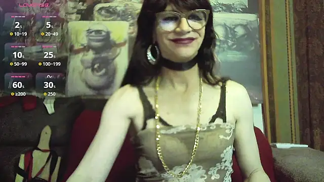 Snapshot of TheBlackWtch chatting on October 2025 05:04:02 PM TheBlackWtch online show from October 2025 05:04:02 PM