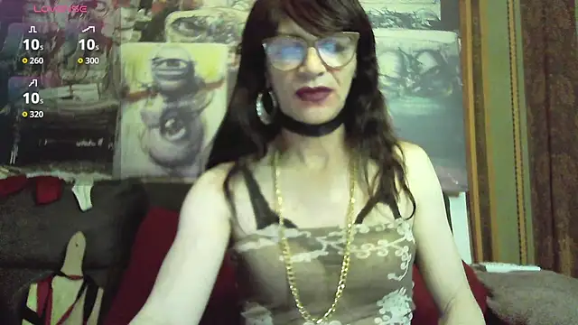 Snapshot of TheBlackWtch chatting on October 2025 05:10:01 AM TheBlackWtch online show from October 2025 05:10:01 AM