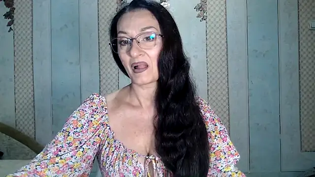 Antralyn online show from October 2025 09:46:02 AM