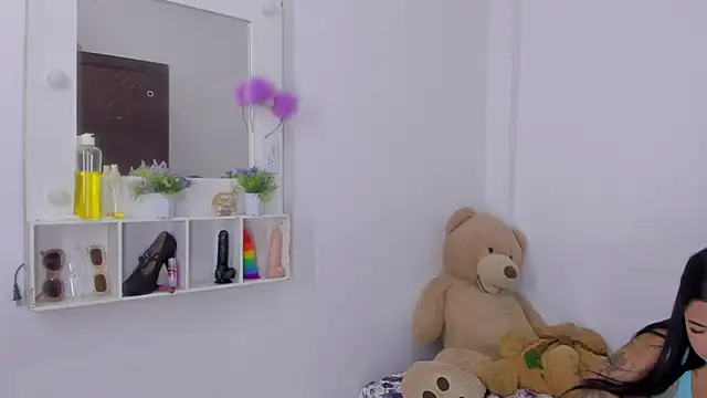 Snapshot of Emma_lean chatting on October 2025 12:19:01 PM Emma lean online show from October 2025 12:19:01 PM