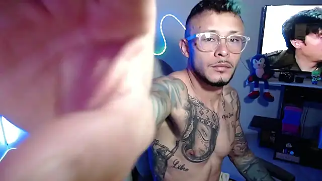 Snapshot of sebastian_horny chatting on October 2025 11:13:01 PM sebastian horny online show from October 2025 11:13:01 PM