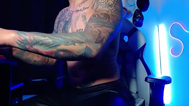 Snapshot of sebastian_horny chatting on November 2025 09:07:02 AM sebastian horny online show from November 2025 09:07:02 AM