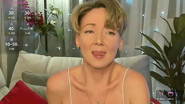 AkexandraFix online show from December 2024 04:38:01 PM