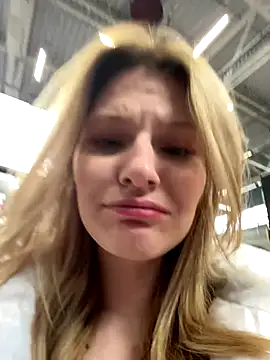 Snapshot of MaryHiggins chatting on October 2025 08:46:01 AM MaryHiggins online show from October 2025 08:46:01 AM