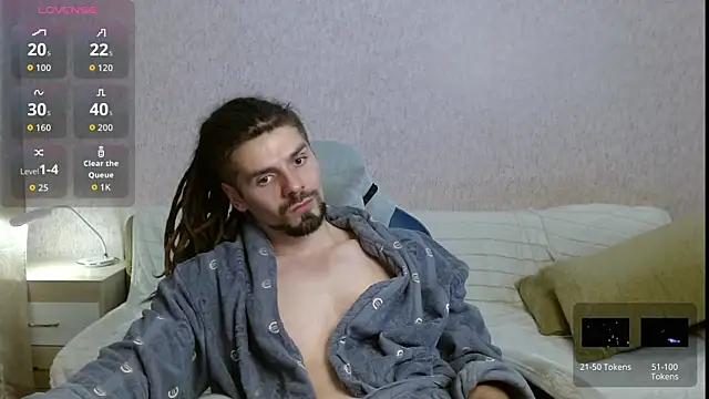 Aestheticguy101 online show from October 2025 04:52:02 PM