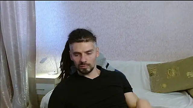 Aestheticguy101 online show from October 2025 11:05:01 AM